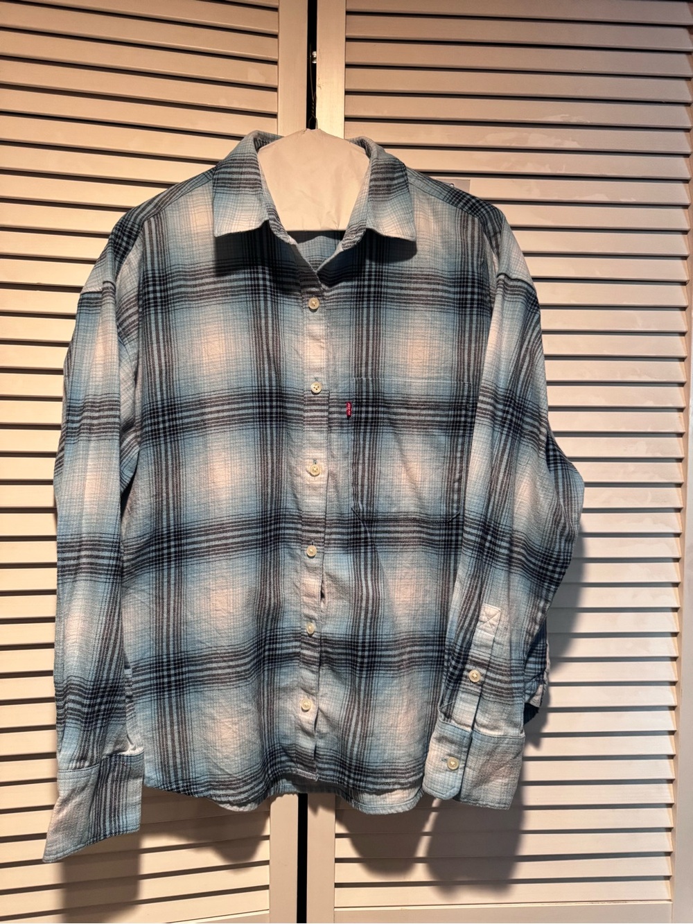Levi Men's Blue Plaid Button-Up Shirt